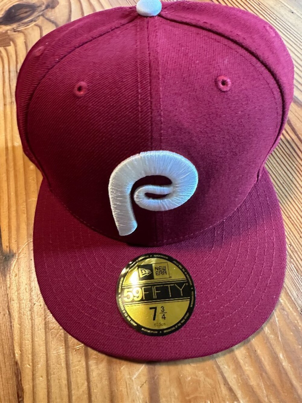 New Era 59Fifty Fitted Philadelphia Phillies Hat in Maroon 7 3/4